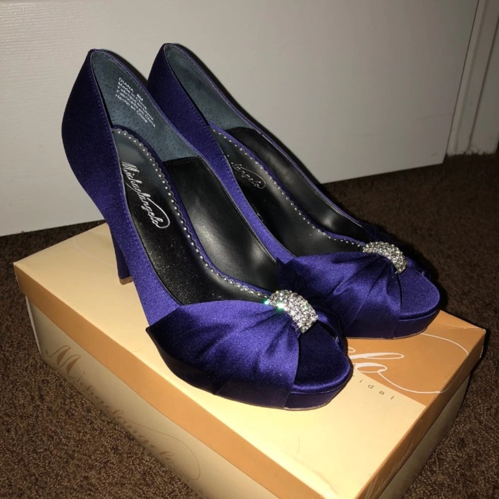 Purple heels size 8